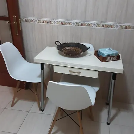 Jucar Carmen * Saint-Jacques-de-Compostelle